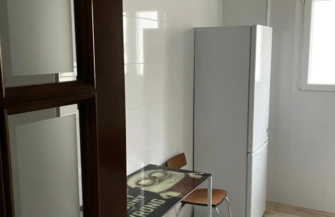 Apartamento en Camino de Ronda de dos habitaciones y salón-1